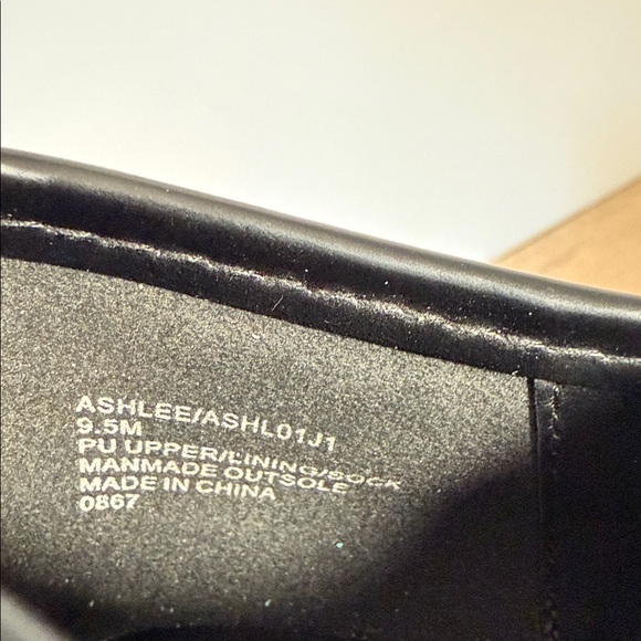 Madden Girl Harlow Platform Black Patent Loafers w/Front Buckles. NWOT - Picture 6 of 8